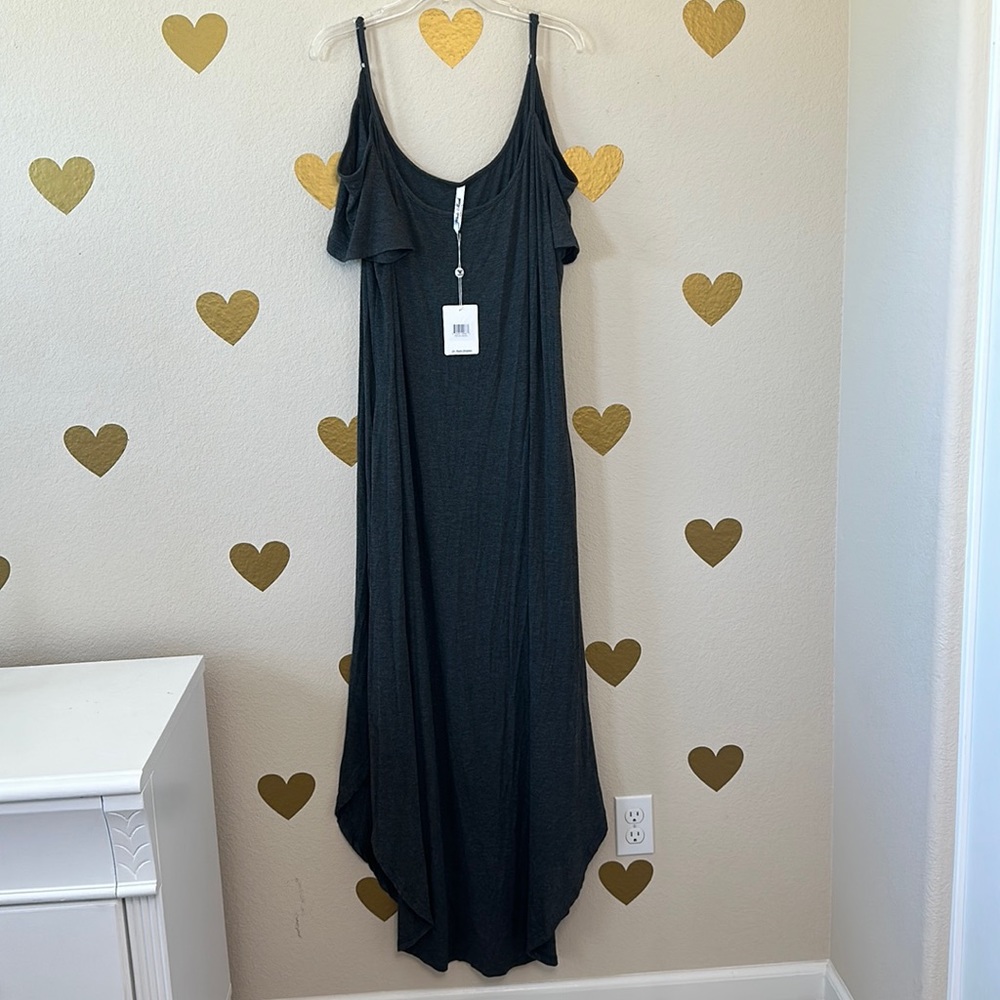 Cold shoulder maxi dress 2x grey